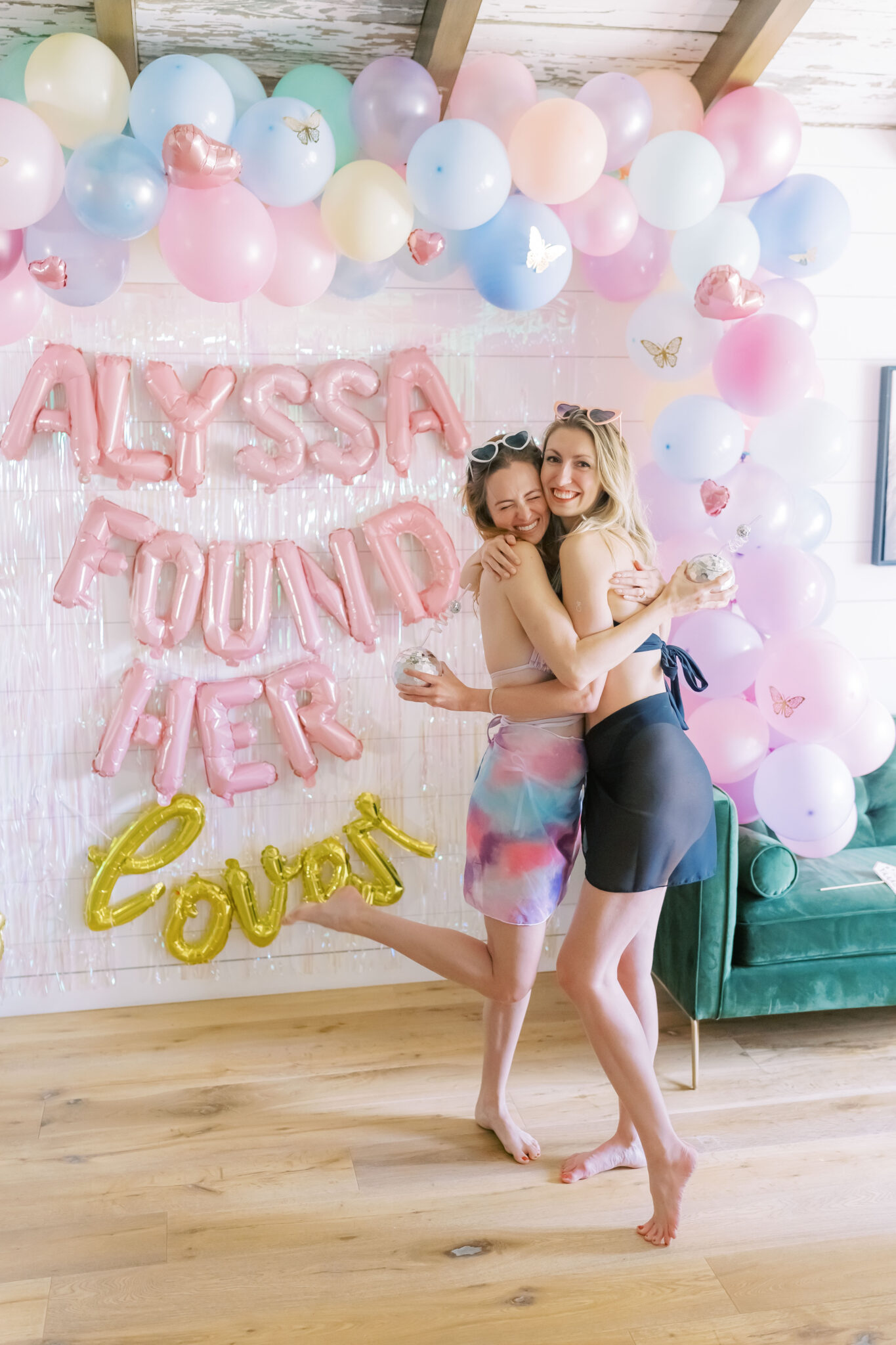 When Alyssa and her bride tribe flew to Scottsdale, Arizona to celebrate her engagement, they did it in true Taylor Swift style! The theme for this Scottsdale bachelorette party was inspired by Taylor's iconic Lover album, and every detail was meticulously planned to create the ultimate Swiftie experience. From the decor to the outfits, this was a celebration full of love, laughter, and a little bit of sparkle.