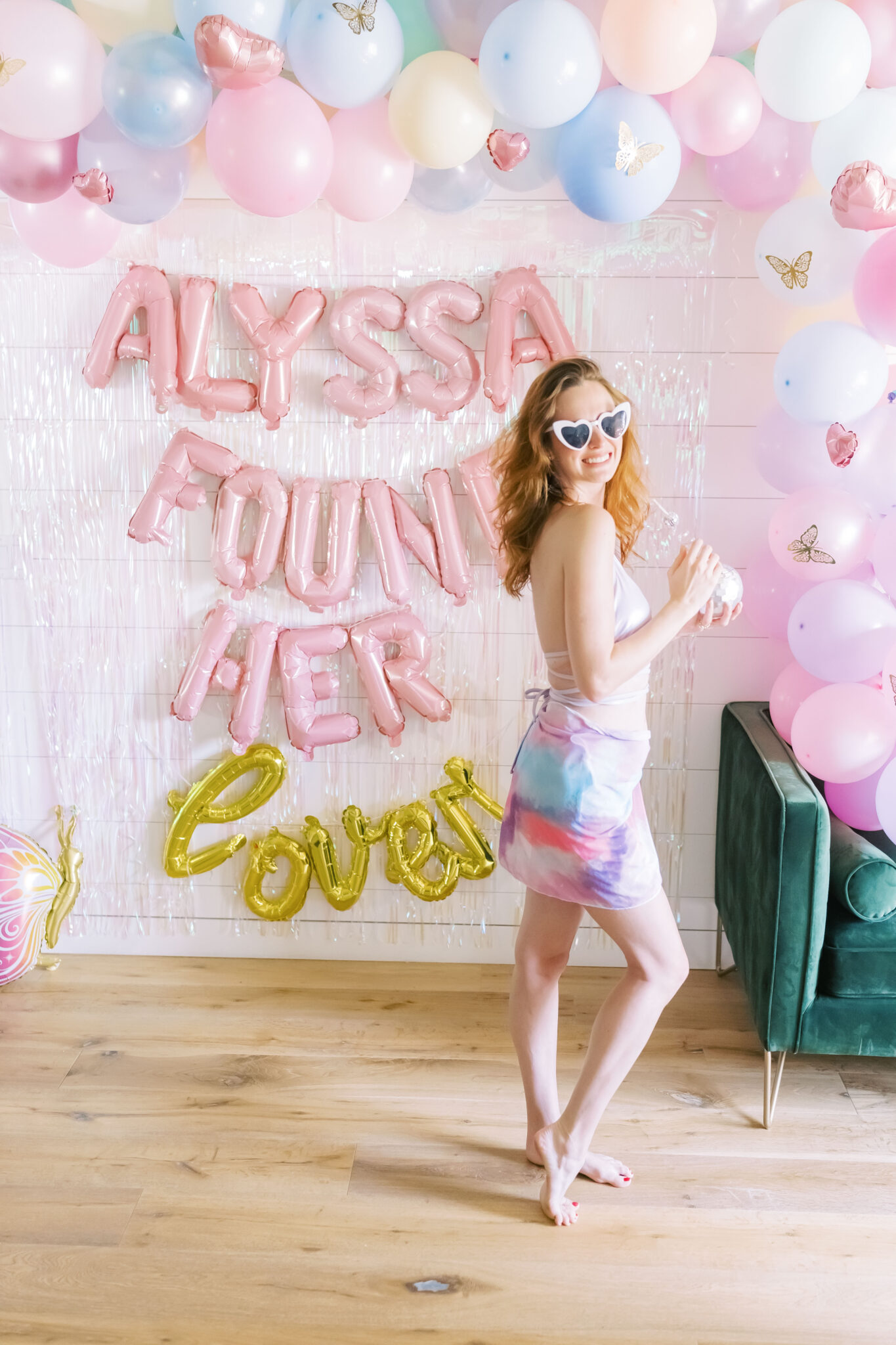 When Alyssa and her bride tribe flew to Scottsdale, Arizona to celebrate her engagement, they did it in true Taylor Swift style! The theme for this Scottsdale bachelorette party was inspired by Taylor's iconic Lover album, and every detail was meticulously planned to create the ultimate Swiftie experience. From the decor to the outfits, this was a celebration full of love, laughter, and a little bit of sparkle.